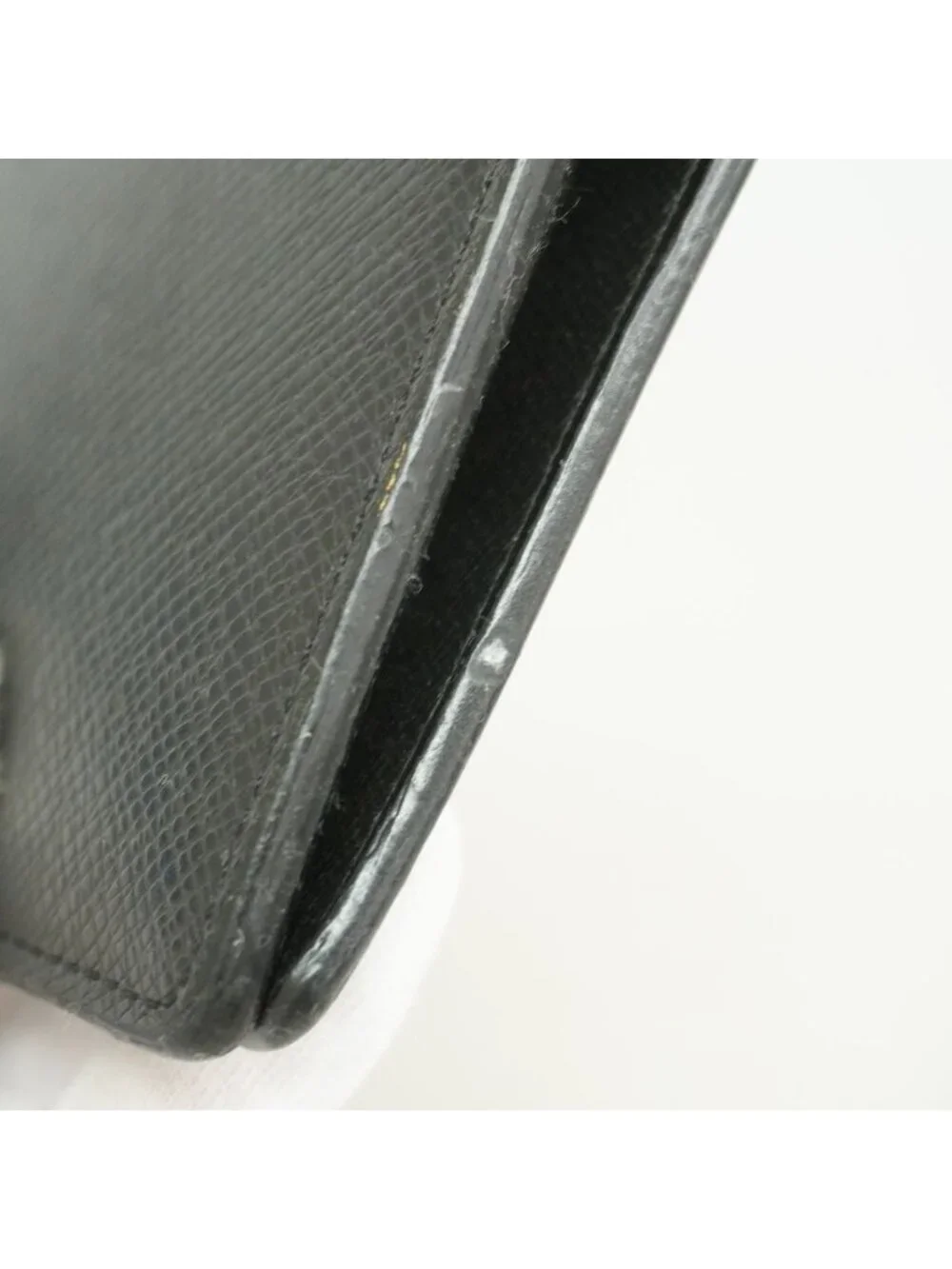 Louis Vuitton Wallet Taiga Portefeuille Brazza Noir
